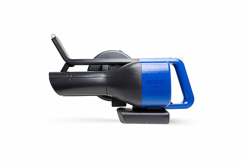 Back View shows rounded edges and smooth curves. The unit is held close to the body when running, and it’s comfortable to use and hold.